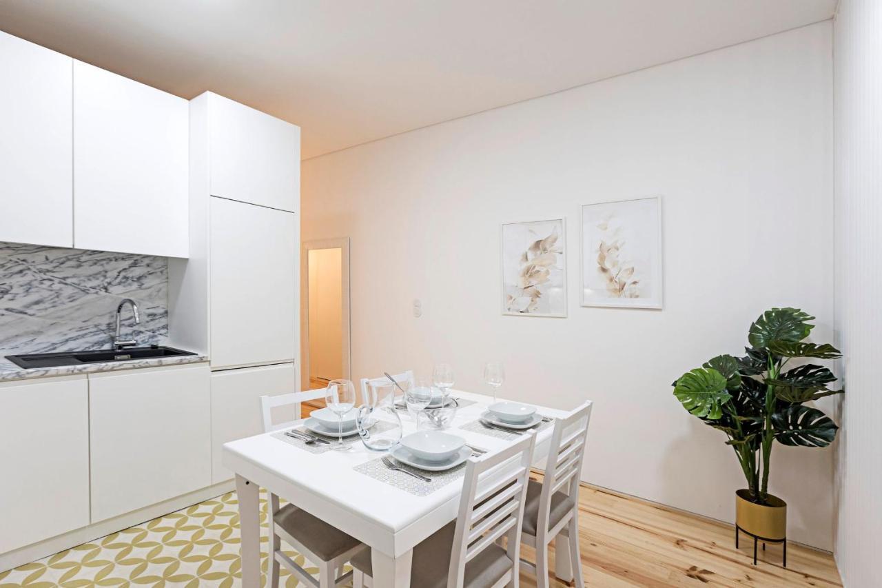 Loios 1Br Flat Downtown By Lovelystay Porto Exteriér fotografie
