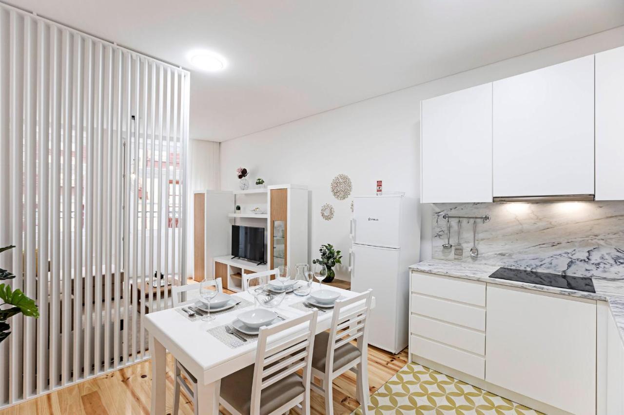 Loios 1Br Flat Downtown By Lovelystay Porto Exteriér fotografie